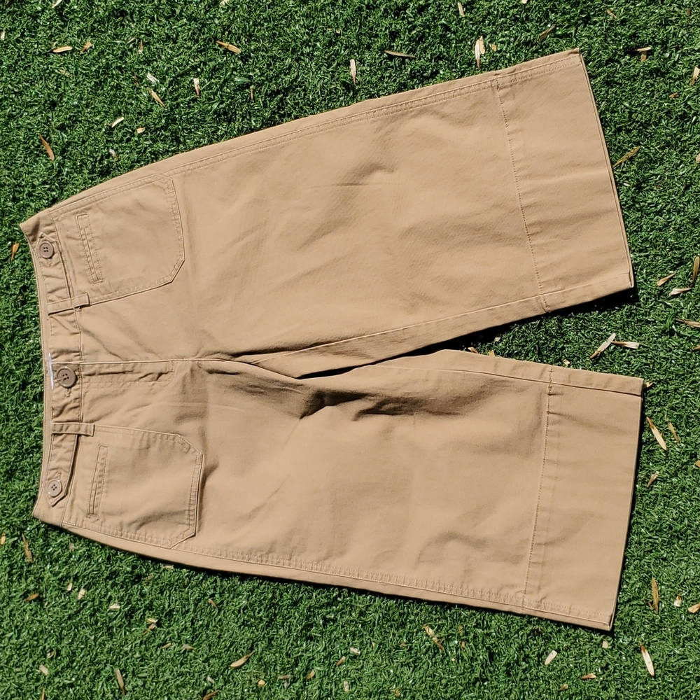 Talbots Petites Cotton Tan Khaki Gaucho Shorts Size 4